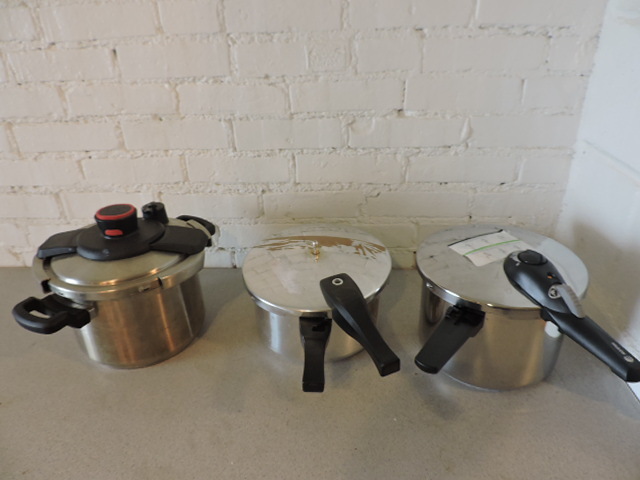 lot 1133 image: PRESSURE COOKERS