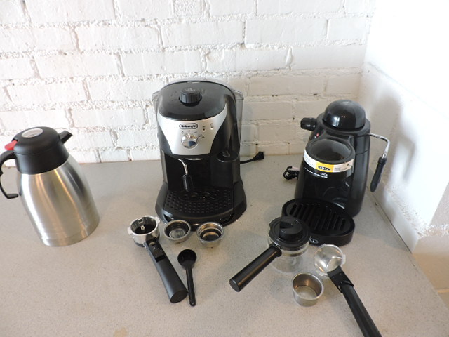 lot 1135 image: ESPRESSO MAKERS