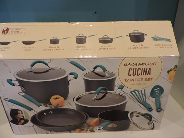 lot 1150 image: COOKWARE