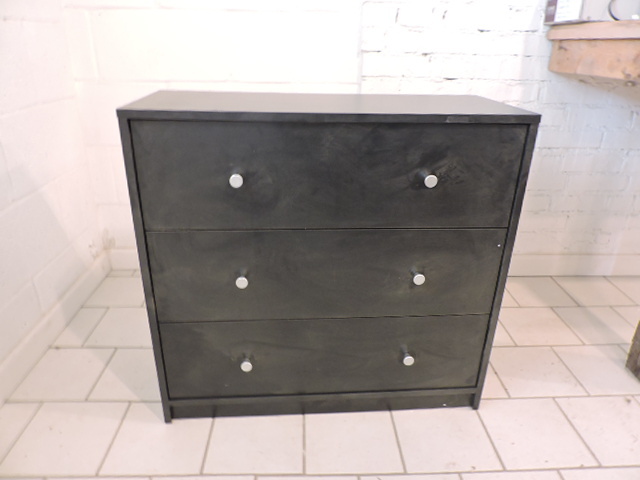 lot 1152 image: DRESSER