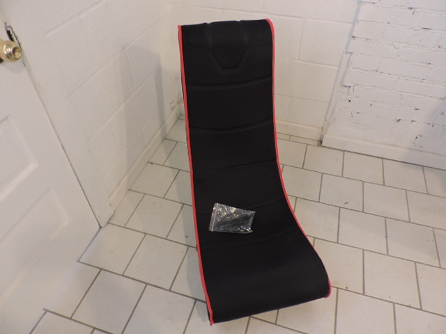 lot 1161 image: GAMING CHAIR