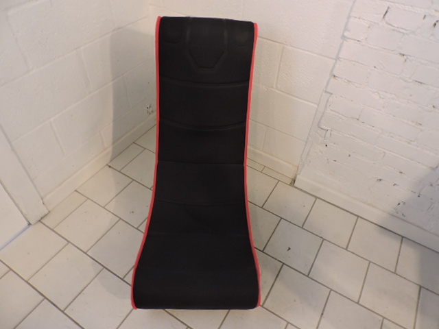 lot 1175 image: GAMING CHAIR