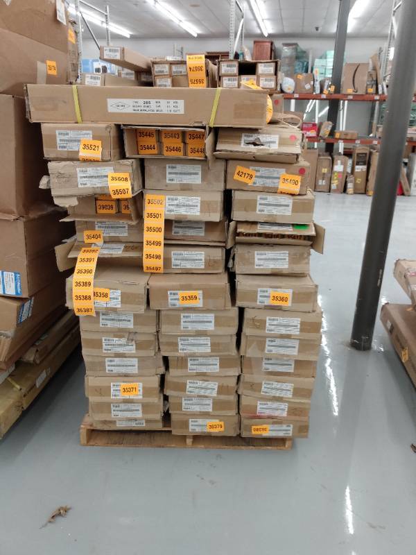 Oz Deals! Pallet Auction! EquipBid