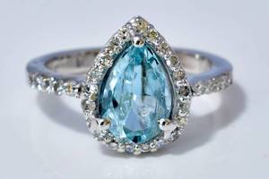 lot 82 image: 2.5ct Pear Shaped Aquamarine with Diamond Halo, 14k White Gold