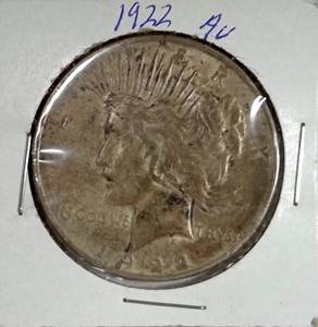 lot 121 image: 1922 Silver Peace Dollar