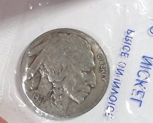 lot 389 image: 1937 Buffalo Nickel
