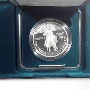 lot 473 image: 1992-P US Mint Columbus Quincentenary Coin
