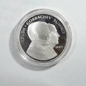 lot 484 image: 1990 Bush Gorbachev Summit