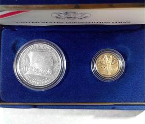 lot 475 image: 1987 US Constitution Coins- .999 Gold  .999 Silver 