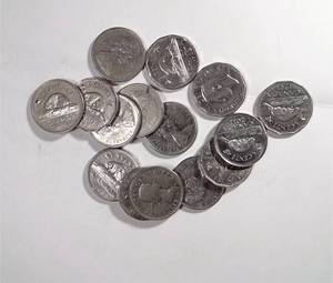 lot 522 image: 20x Canadian Nickels