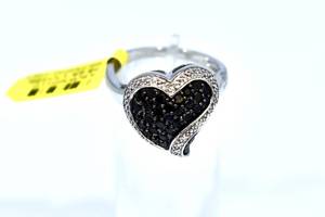 lot 81 image: NWT 10k White Gold Heart Shaped Ring with Black and White Diamonds