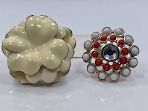 lot 12 image: Lot of 2 Fashion Rings