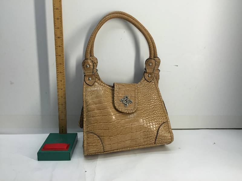 lot 3005 image: Small Womes crocodile print HandBag