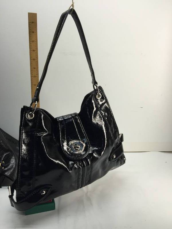 lot 3032 image: Franco Sarto Black Womens shoulder bag