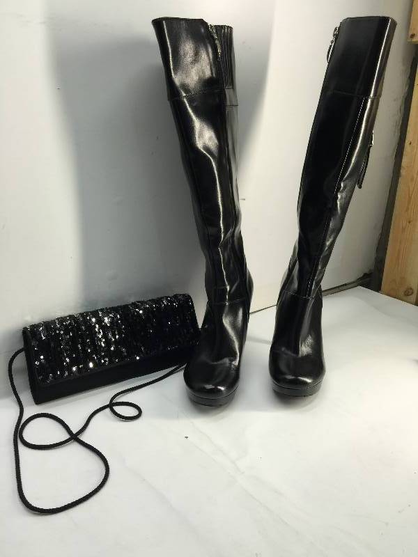 lot 3039 image: black boots 8 12 M (wgbrier)