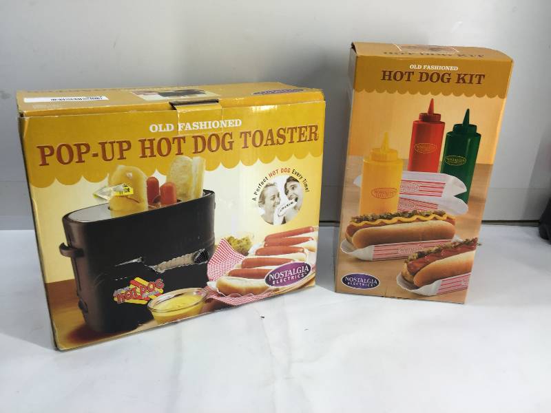 lot 3054 image: POP UP HOTDOG TOASTER  W HOTDOG KIT
