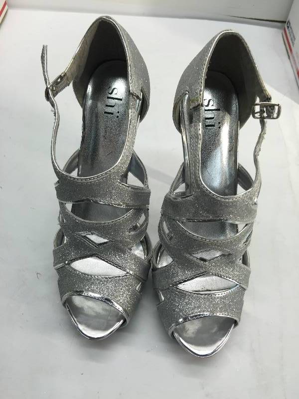 lot 3062 image: SHI BY JOURNETYS 7 12 (USED)