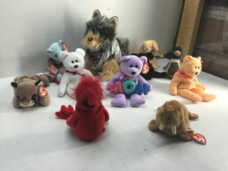 lot 3091 image: Lot of 12 TY BEANIE BABIES COLLECTIONS