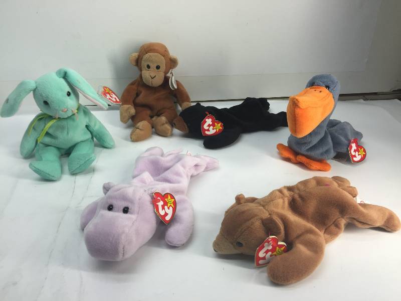 lot 3097 image: Lot OF 6 TY BEANIE BABIES COLLECTIONS