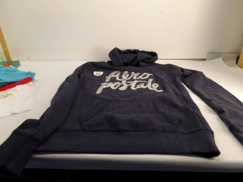 lot 3149 image: LOT NEW CLOTHES