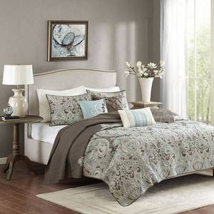lot 97495 image: Madison Park Lavinia Quilted 6-piece Coverlet Set