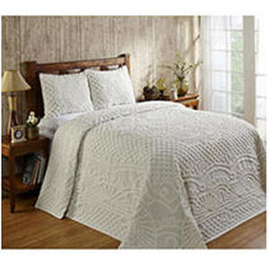 lot 97637 image: Better Trends Trevor Collection in Geometric Design 100% Cotton Tufted Chenille