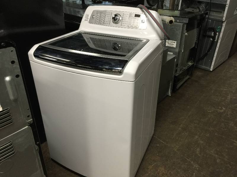 lot 596 image: KENMORE ELITE 4 5 cubic foot high efficiency top load washing machine