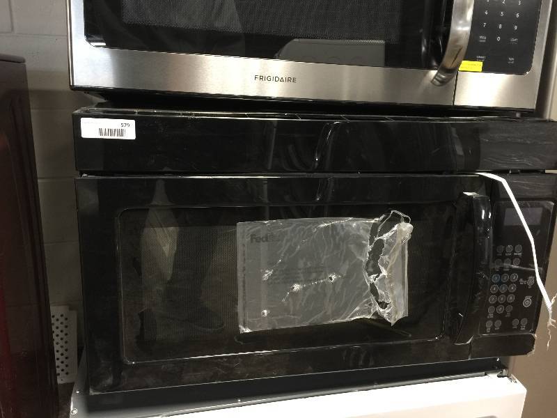 lot 579 image: WHIRLPOOL Over-the-Range MICROWAVE OVEN