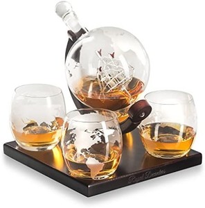 lot 40643 image: Royal Decanters Etched Globe Whiskey Decanter Gift Set- Glasses & Glass Beverage Drink Dispenser also for Brandy Tequila Bourbon Scotch Rum -Alcohol Related Gifts for Dad (850ML) (4 Glass Square)