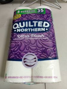 lot 40724 image: Quilted Northern Ultra Plush Supreme Toilet Paper 8 Count