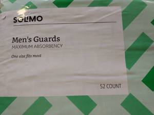lot 50695 image: Solimo Men��s Guards Maximum Absorbency One Size Fits Most 52 Ct