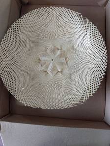 lot 37733 image: HANDMADE WOVEN FLAT WALL BASKET