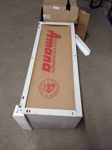 lot 22408 image: amana air sleeve