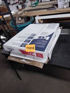 lot 22416 image: toilet seats 3boxes