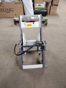 lot 22464 image: sucast hose reel