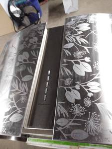 lot 22470 image: futuro vent top silver with flowers