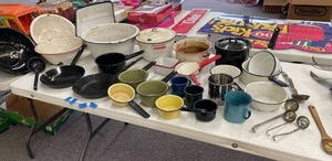 lot 44 image: Huge 23 PIECE Lot Granite Pans, Bowls & Fry Pans, etc.