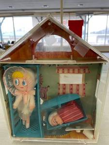 lot 93 image: Whitman Rock A Bye Baby Doll Plush