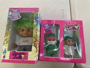 lot 98 image: Treasure Troll & Doctor And Nurse Large Treasure Troll Figurines (All New In Box)
