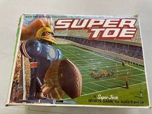 lot 104 image: Super Toe Sports Game Super Jock