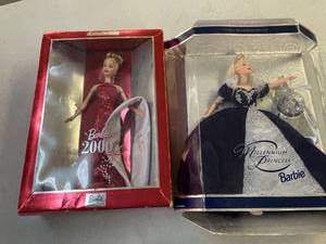 lot 116 image: Millennium Princess Barbie & 2000 Barbie
