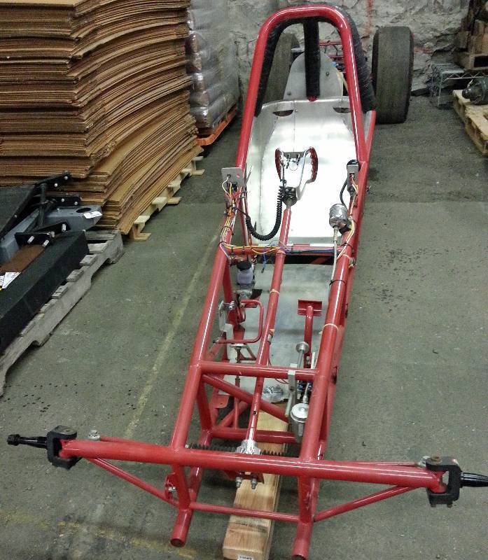 lot 1467 image: This lot is for these Billet Strange Engineering dragster spindles with the king pins and wheel nuts