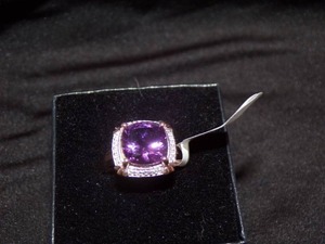 lot 3906 image: Purple Amethyst Ring