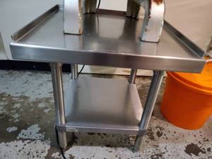 lot 109 image: Stainles Steel Table with Lower Shelf