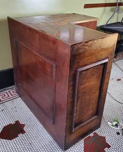 lot 121 image: Distressed Hostess Desk with Multiple Storage Compartments . will be Unhooked by Loadout.