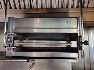 lot 21 image: Over Hang Salamander Broiler - WILL BE UNHOOKED BUT WILL NEED TO BRING MEANS OF REMOVAL&nbsp
