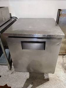 lot 103 image: Stainless True TNC Model TUC-27F Refridgerator Voltage 115 Horse 13