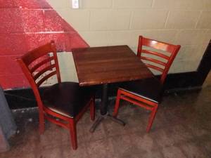lot 1028 image: Small Pub Table With 2 Chairs