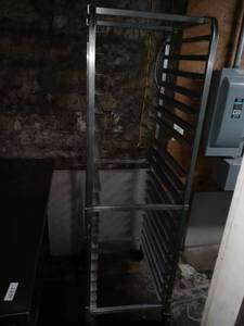 lot 1098 image: Nice Industrial Kitchen Speed Rack In Great Shape