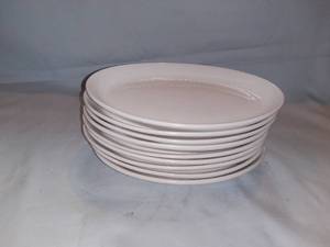 lot 2677 image: Lot of 9 Jackson Custom China 8 Inch Plate
